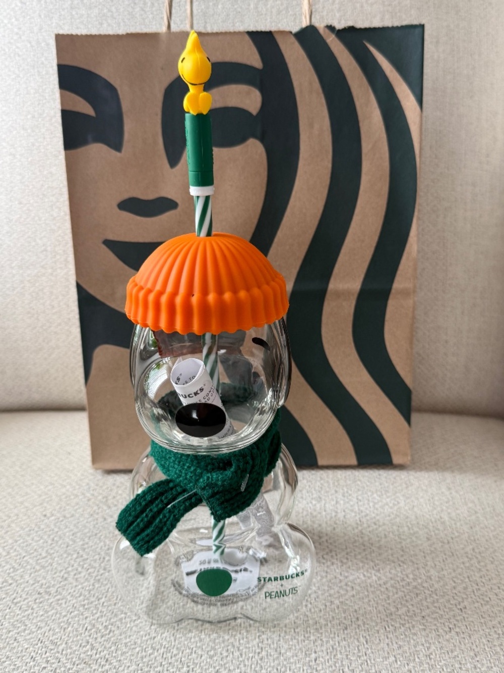 New Starbucks glass PEANUTS Tumbler Cup with Scarf and Hat Limited Edition